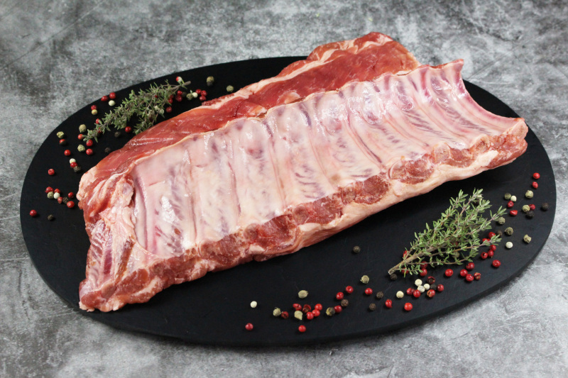 Schweine Rippen Spareribs 2 Längen Schweine Rippen Spareribs 2 Längen