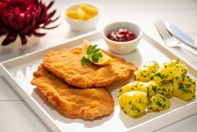 Schweine Schnitzel paniert 20x 140g