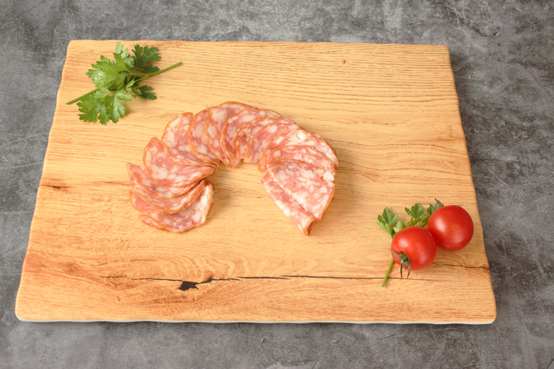 Salami geschnitten