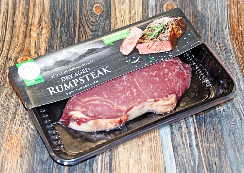 DELUXE Rind Dry Aged Steak RUMPSTEAK geschnitten