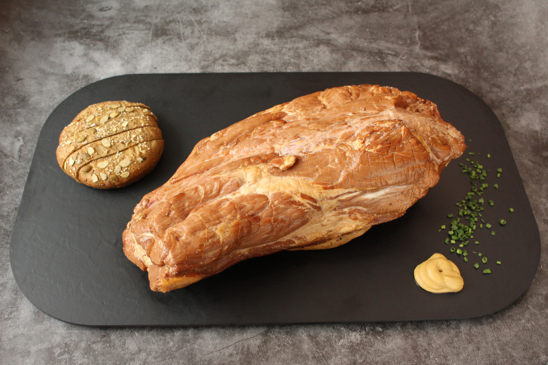 Selchschopf ohne Knochen im Ganzen