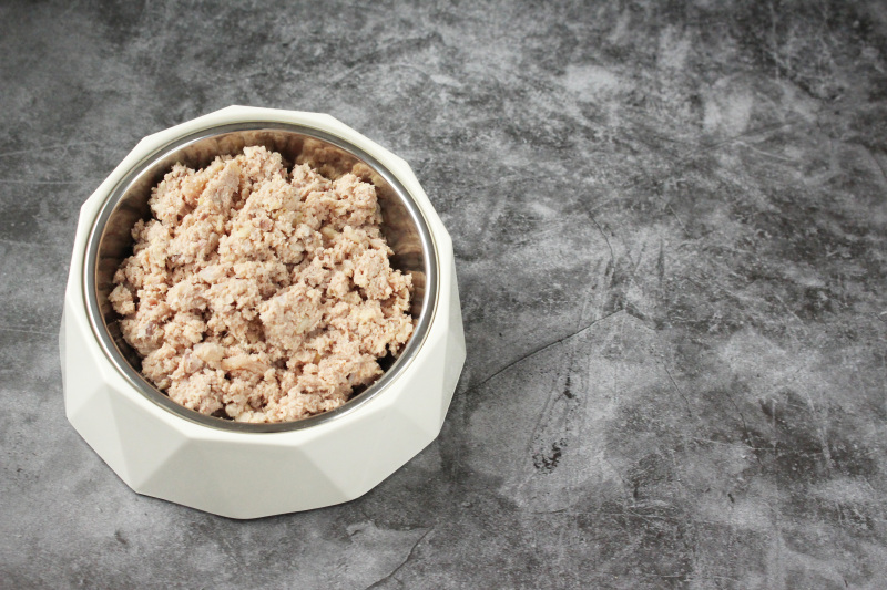 Hund H�hnerfleisch faschiert mit Reis gekocht