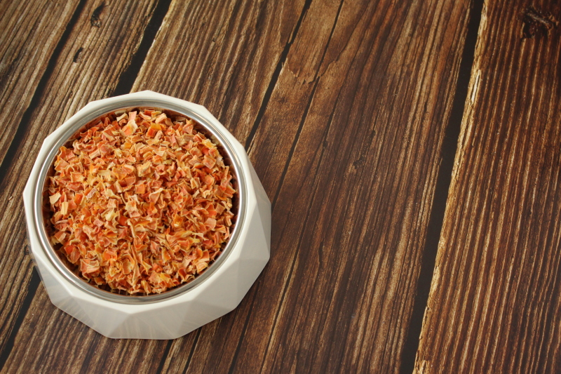 Hund Karottenw�rfel