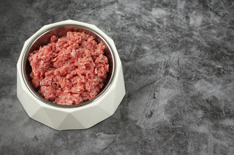 Hund H�hnerhals faschiert roh