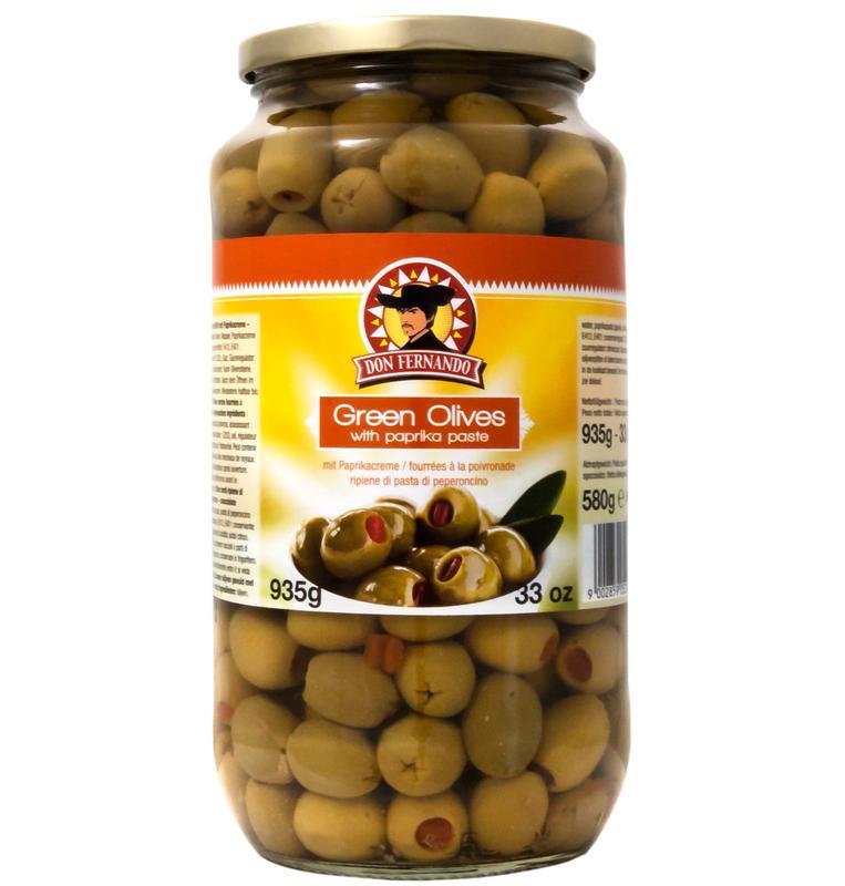 Grüne Oliven gefüllt mit Paprikacreme Grüne Oliven gefüllt mit Paprikacreme