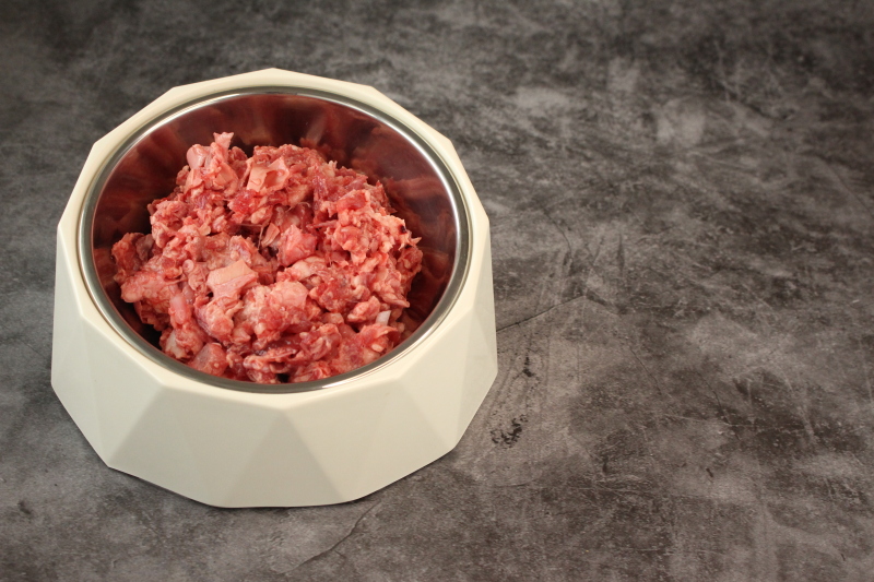 Hund Schlund faschiert roh